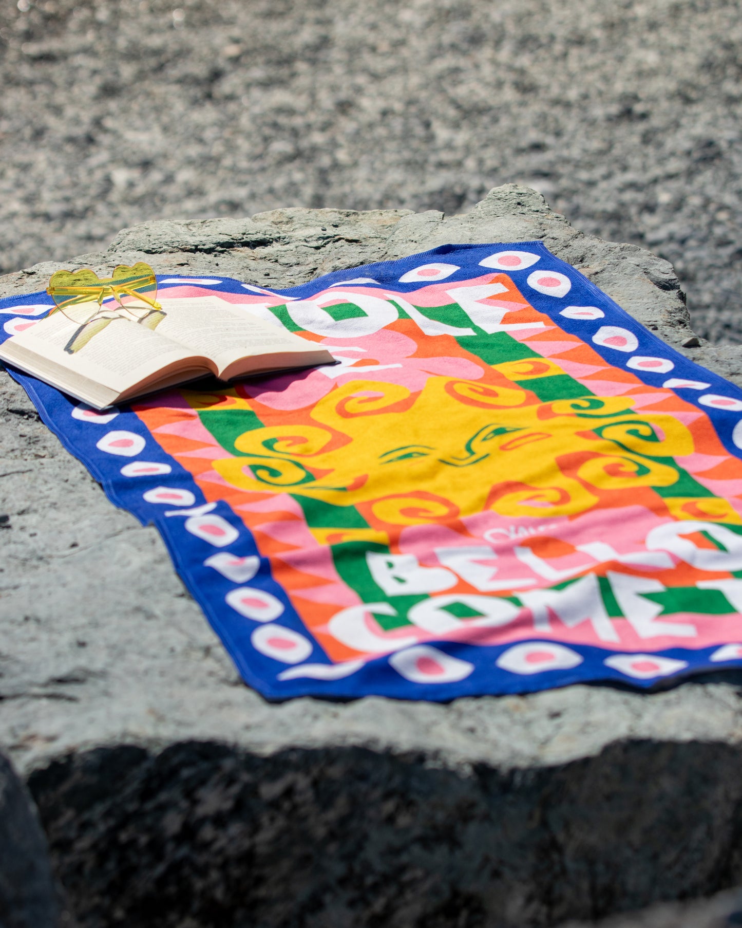 Bundle "Bello come te" Telo mare + Occhiali da sole